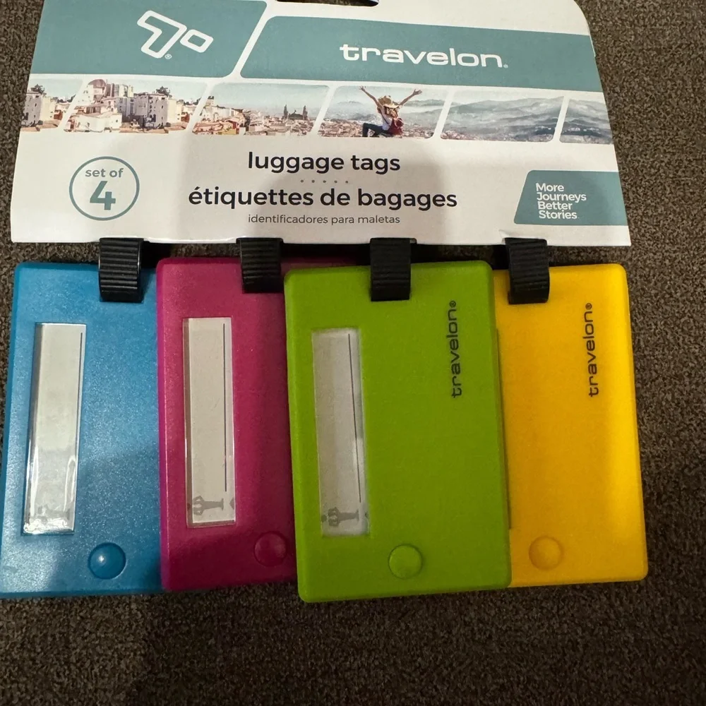 Travelon Luggage Tags Set of 4 Privacy ID Tags Bright Colors NWT